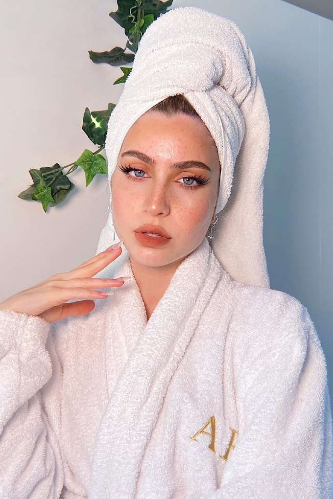 Abby Roberts Tiktok Beauty Stars