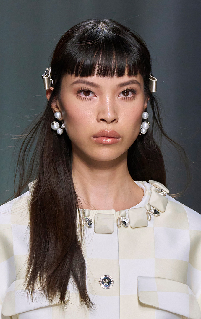 model with mascara on long lashes for tubing mascaras round-up