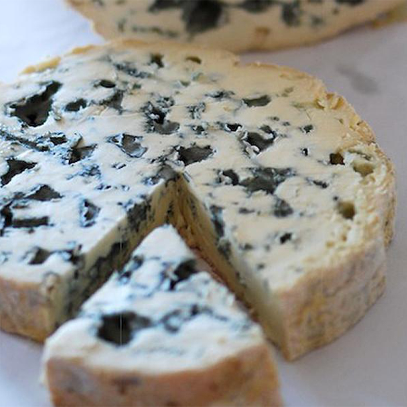 A creamy, mild flavour with a slight nutty finish