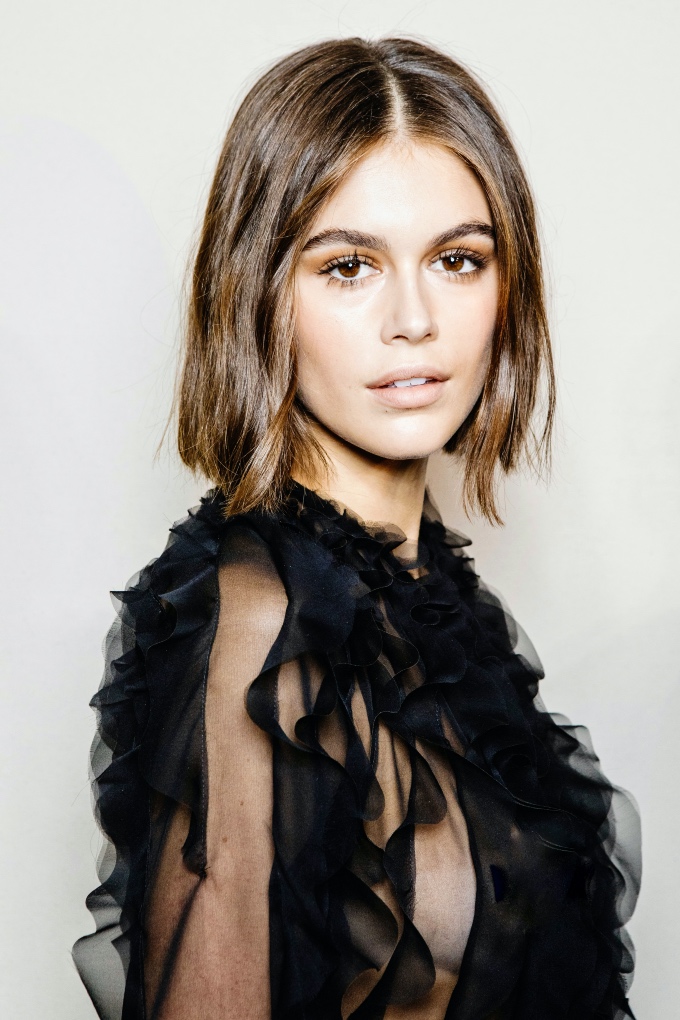 Vogue Singapore March 2021 - Kaia Gerber skin beauty hair makeup