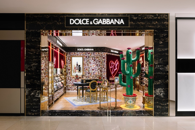 Vogue Singapore May 2021 - Dolce&Gabbana Beauty Store ION Orchard makeup fragrances shopping