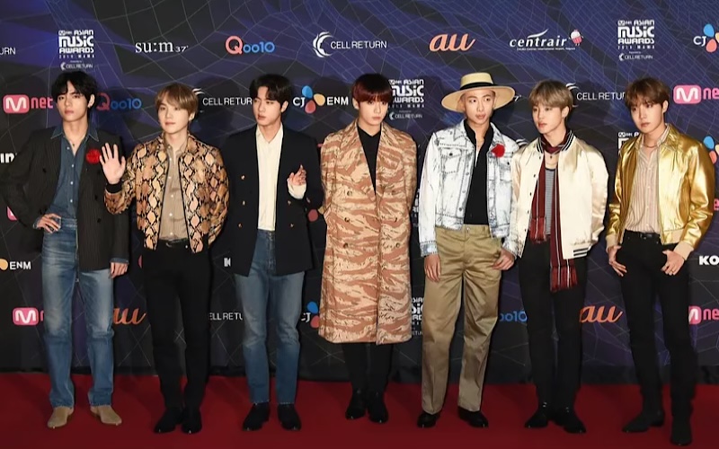 17 times BTS wore coordinated outfits and proved themselves the