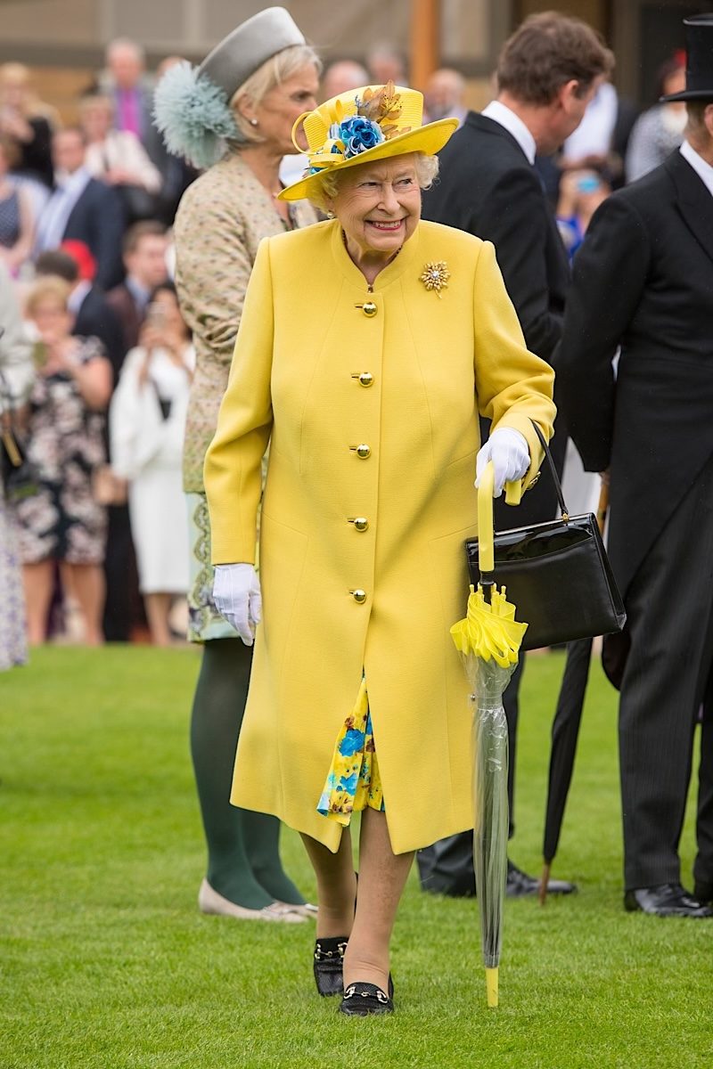 Queen Elizabeth fashion yellow