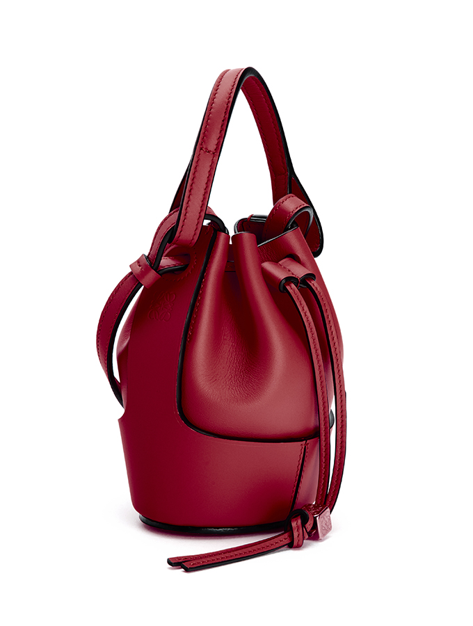 Shop LOEWE BALLOON 2021-22FW Balloon nano bag in nappa and