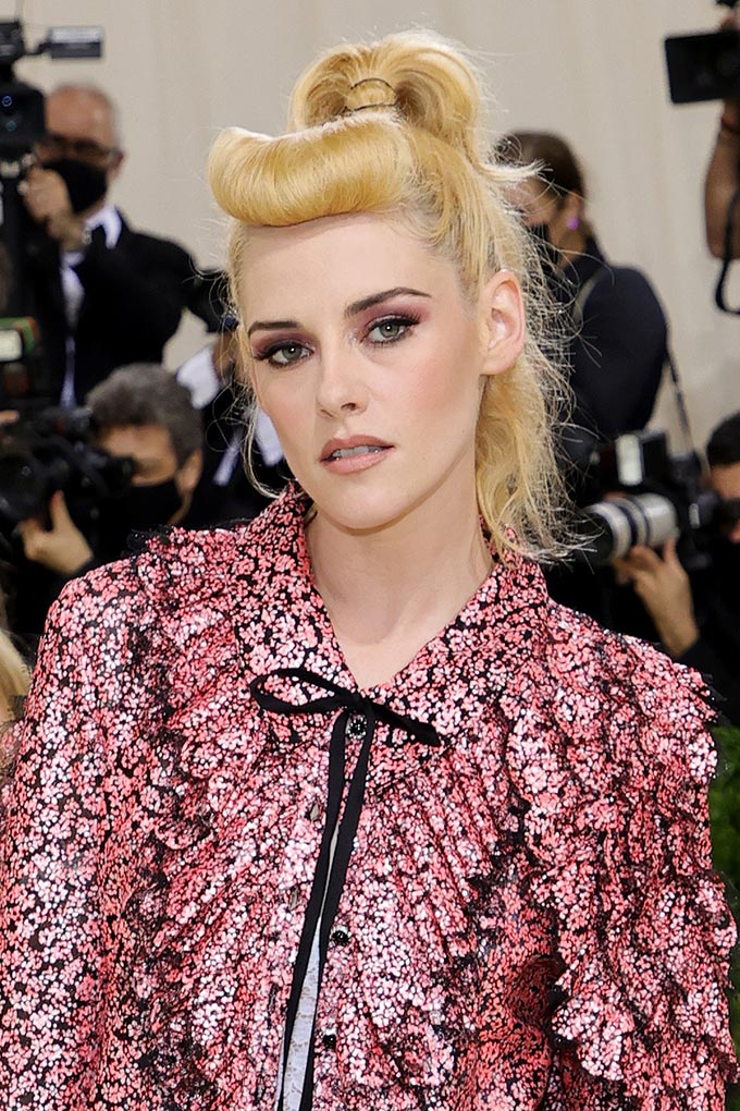 Kristen Stewart Met Gala 2021 hair