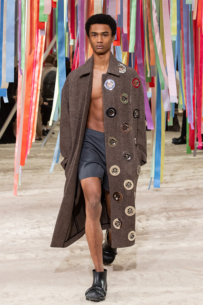 20 best looks from the Loewe fall/winter 2022 menswear collection