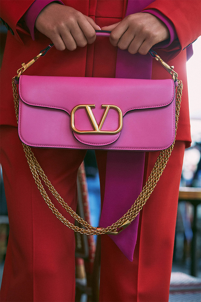 Valentino Garavani VLogo Loco Flap Shoulder Bag Leather Mauve