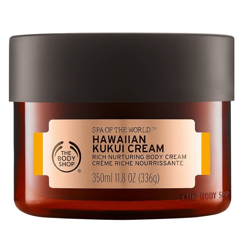 Lusciously moisturises and veils skin with a delectable gourmand fragrance