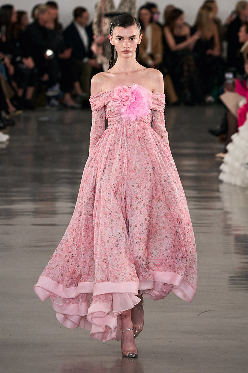 Vogue’s best looks from the Giambattista Valli fall/winter 2022 show