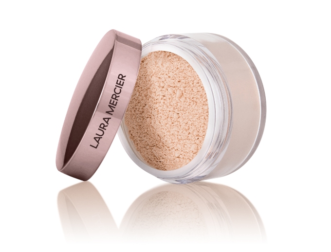 Vogue Singapore 2022 beauty makeup skincare - Li Qin Translucent Loose Setting Powder Tone-Up