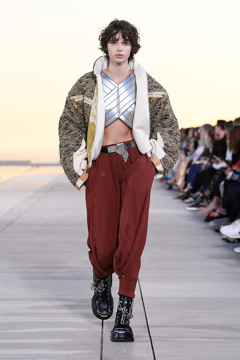 Every Look from Louis Vuitton Cruise 2023 – CR Fashion Book