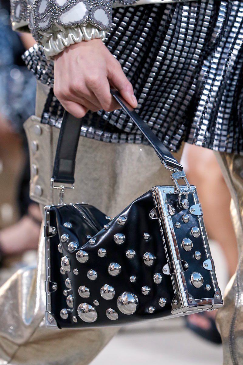 See the first set of bags from the Louis Vuitton x Yayoi Kusama