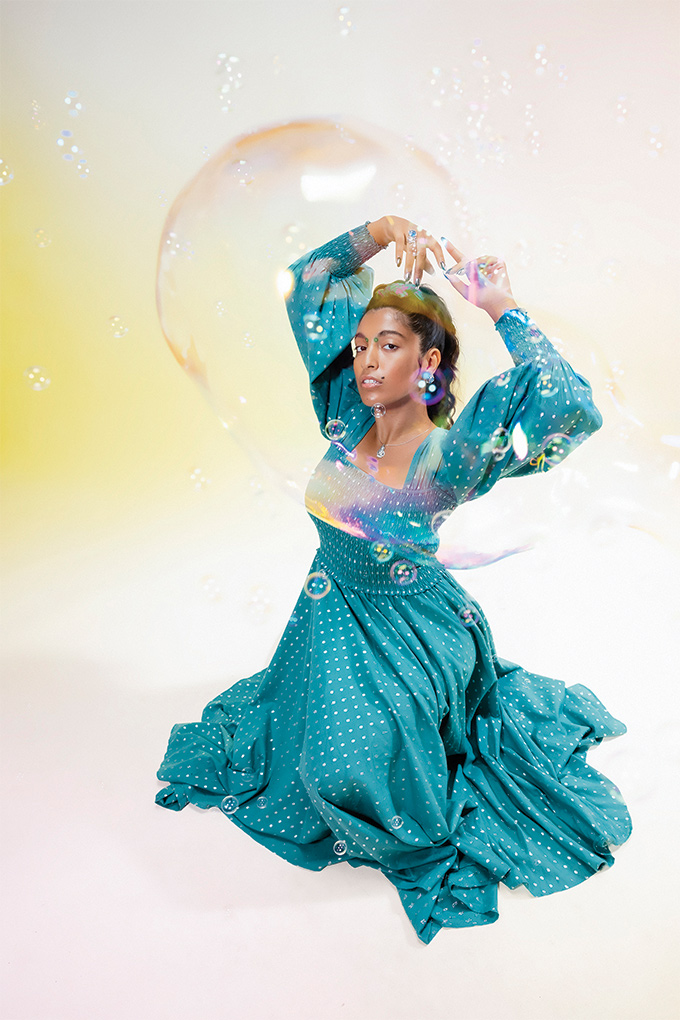 abacaxi interview with sheena sood