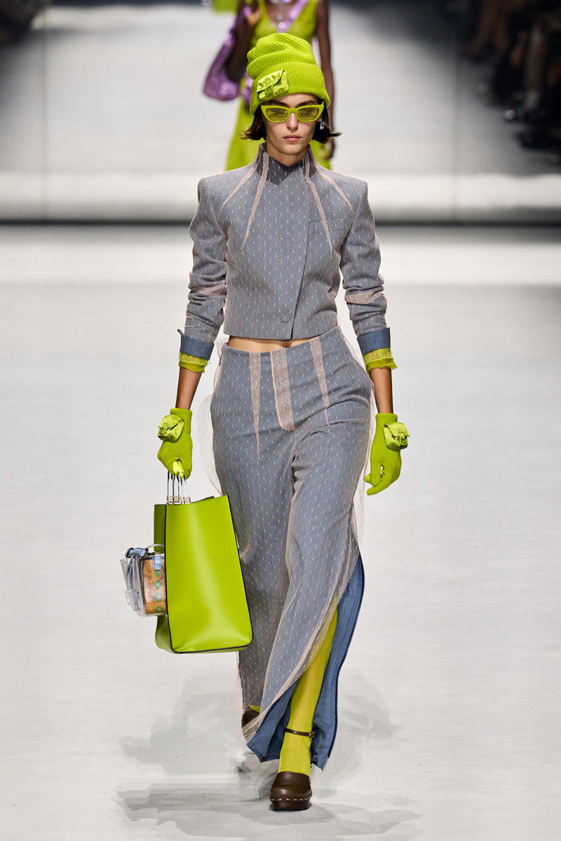 See the Bags From the Fendi Baguette's 25th Anniversary Show - The