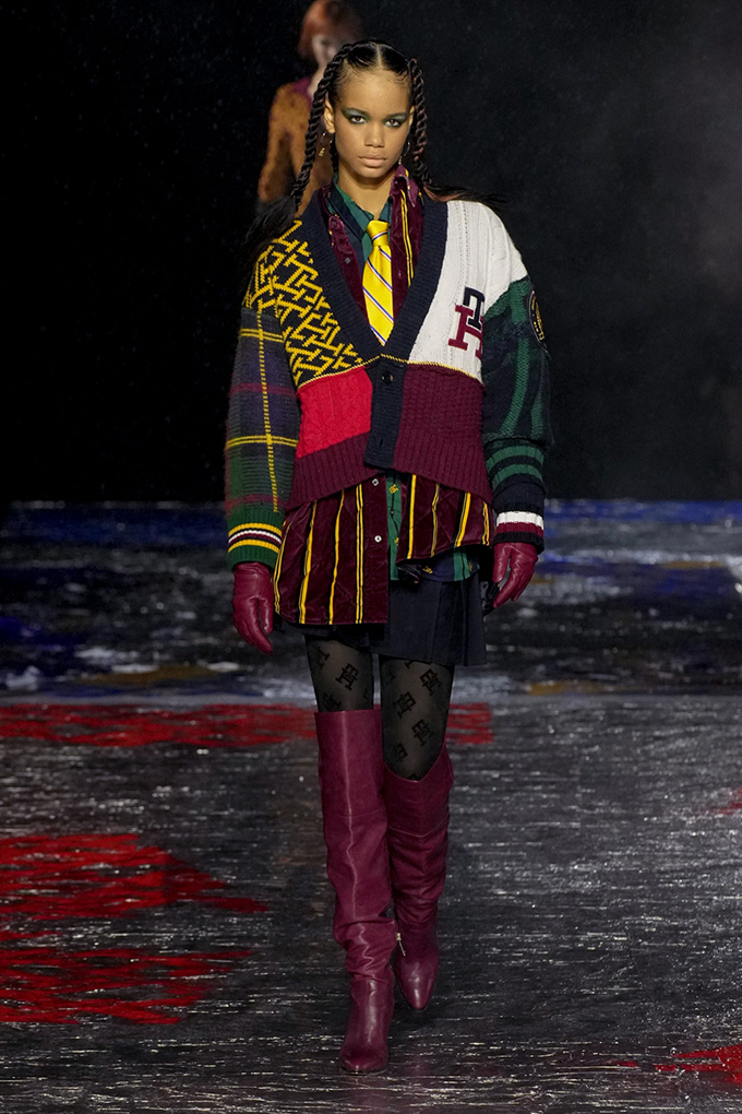 Vogue’s best looks from the Tommy Hilfiger autumn/winter 2022 show