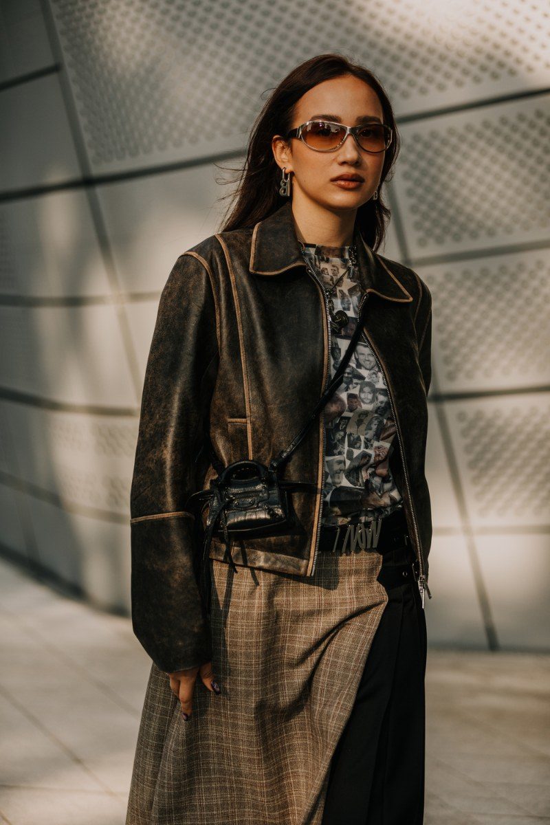 The Best Street Style From The Seoul Fashion Week Springsummer 2023 Shows 0581