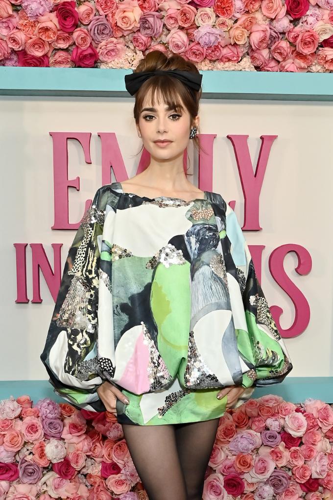 Lily Collins Emily in Paris