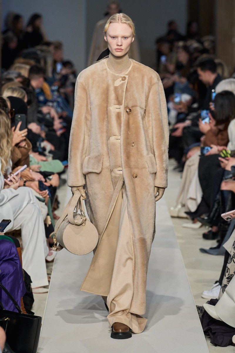 Max Mara FW23 18