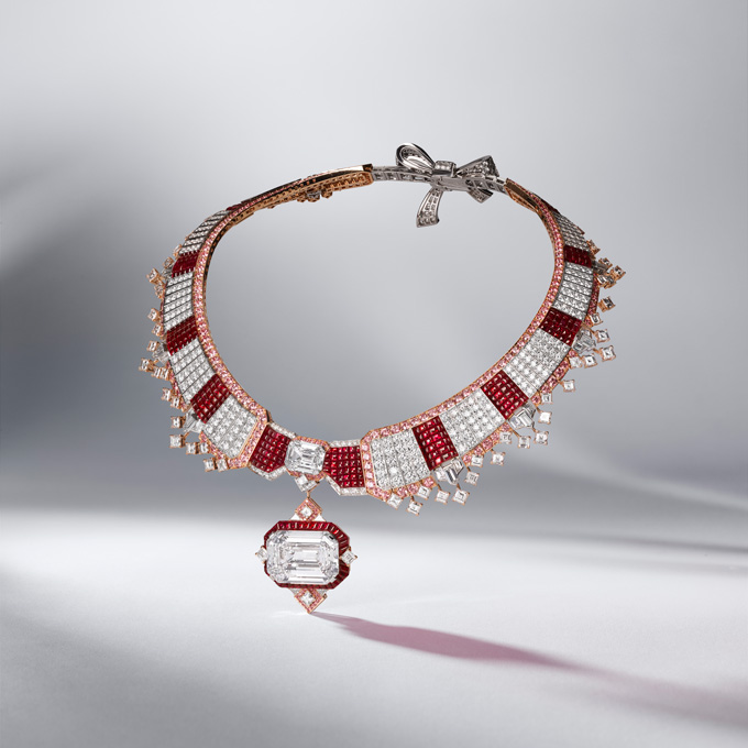 Van Cleef & Arpels Legend of Diamonds necklace 2