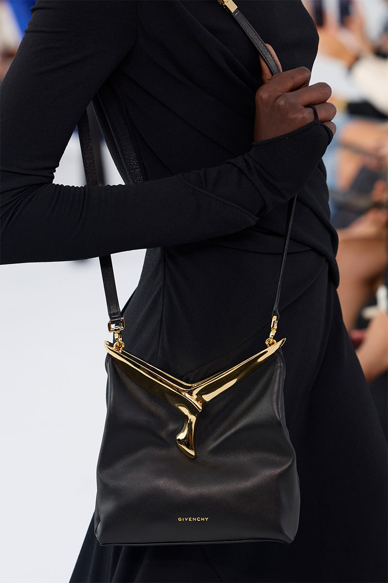 The Best Bags As Seen On The Spring Summer 2024 Runways   Best Bags Image 16 800x1200 