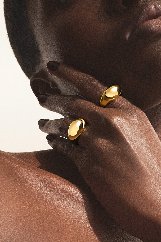 gold jewellery trend bulgari cabochon