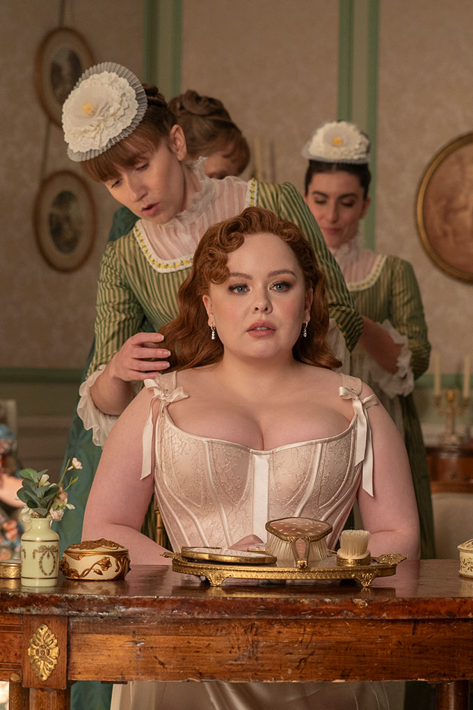 The best 'Bridgerton' beauty moments from Season 3