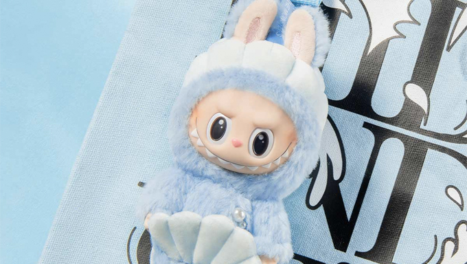 コレクション Labubu For Charmbag From Labubu to Crybaby, these collectible bag charms are on