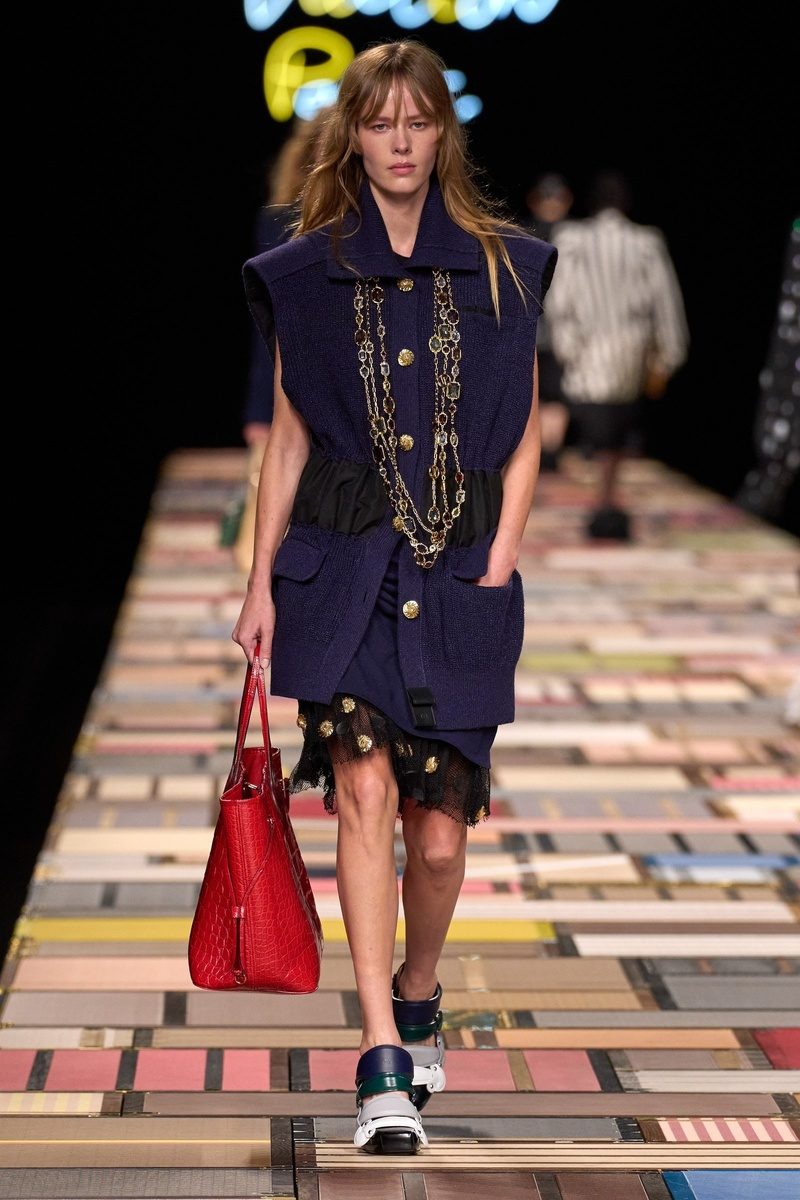 Vogue’s best looks from the Louis Vuitton spring/summer 2025 show