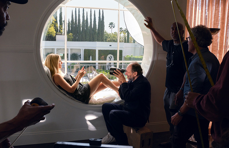 Margot Robbie for Chanel No. 5