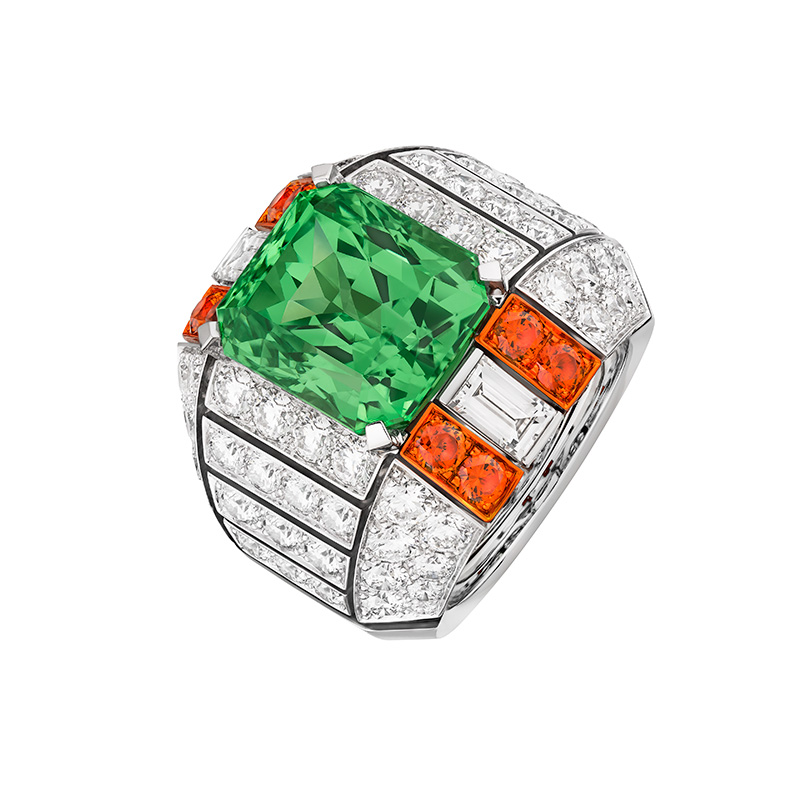 chanel tsavorite ring