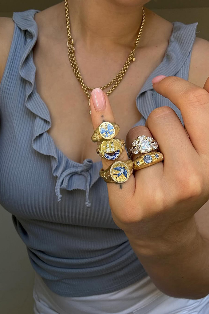 TALKATIVE MOUTH / Pinky Ring / Diamonds
