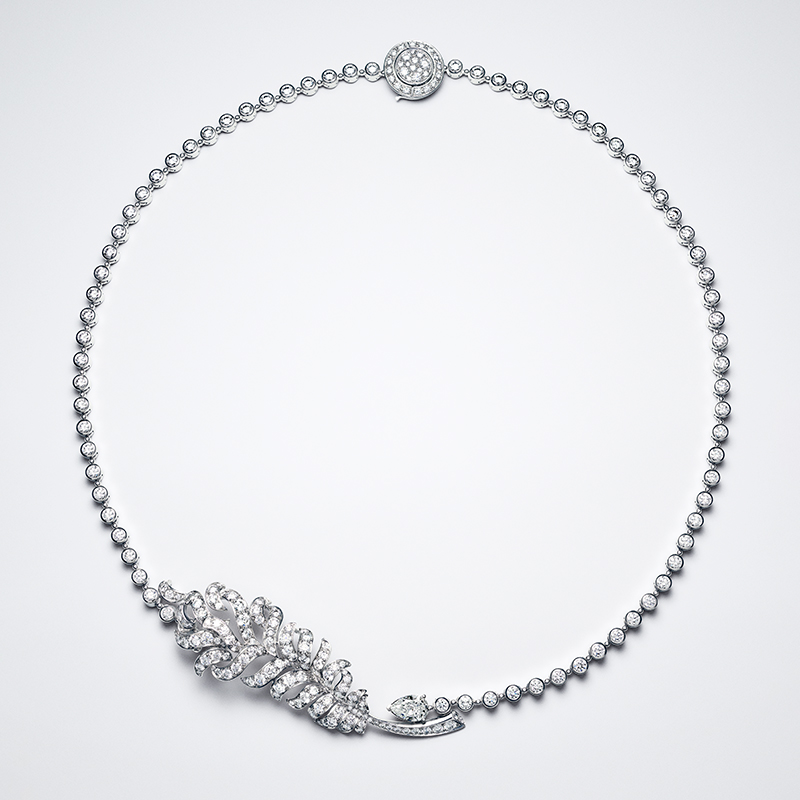 plume de chanel diamond necklace