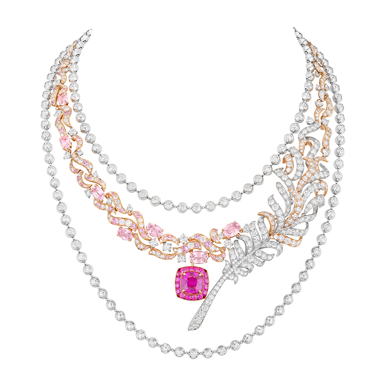 plume couture de chanel necklace