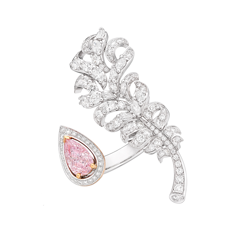plume mademoiselle de chanel ring