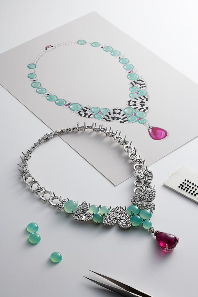 cartier chryseis necklace savoir faire