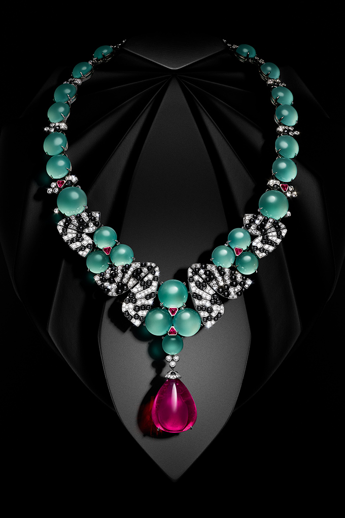 cartier high jewellery chryseis necklace