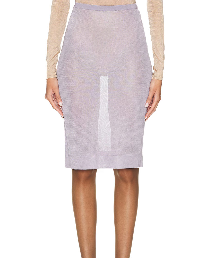 Here's why we're aspiring towards the effortless wardrobe of