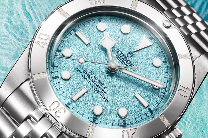 tudor lagoon blue black bay 54