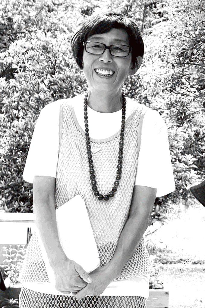 Behind the scenes of the shoot for Chanel’s fall-winter 2025/26 pre ...