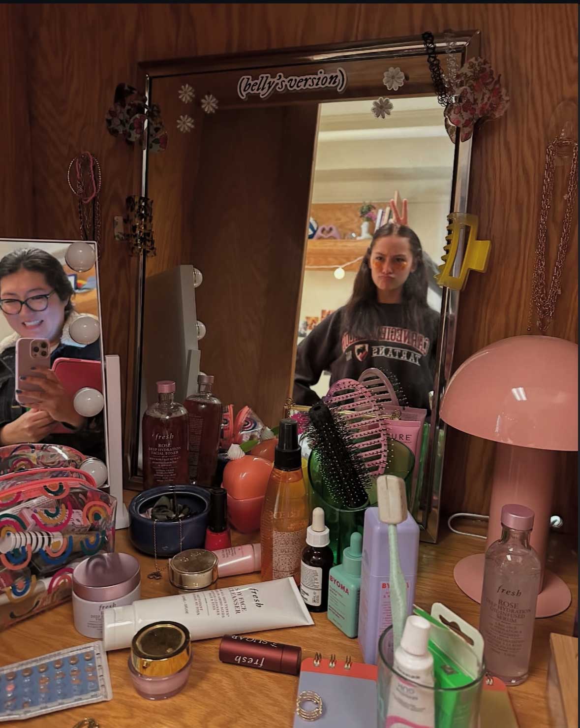 Belly's makeup stand