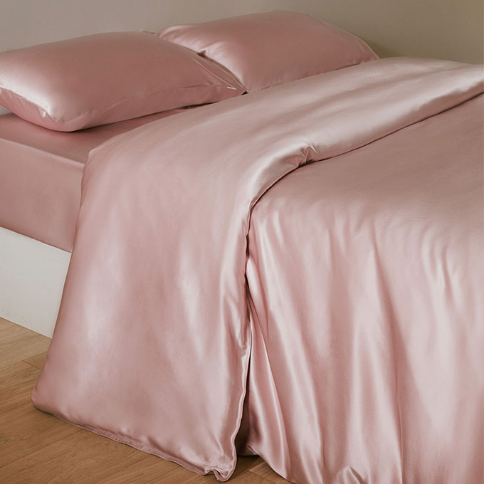 LILYSILK Pillowcase with bedding