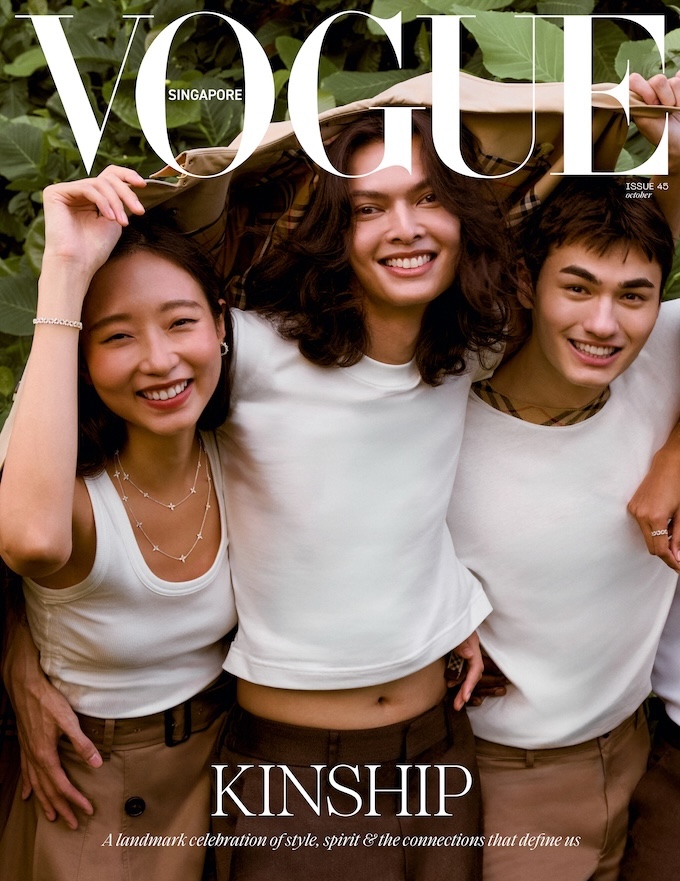Vogue Singapore July/August 2021 セレーナゴメス Selena Gomez Wore Burberry For Vogue Singapore July /August