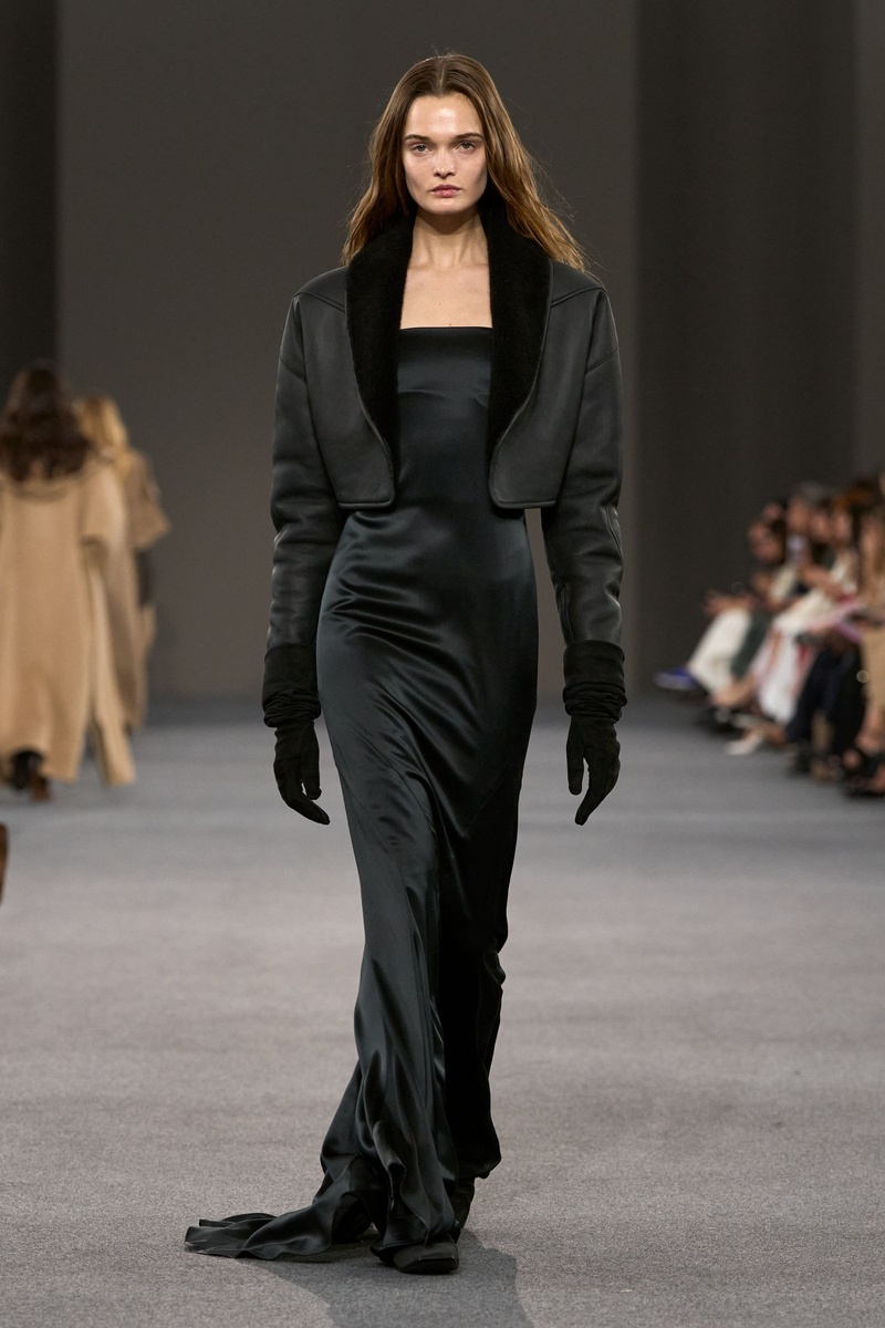 Max Mara 極美品 2024 Runway VITTOR ニットワンピース 00046-max-mara-fall-2026-ready