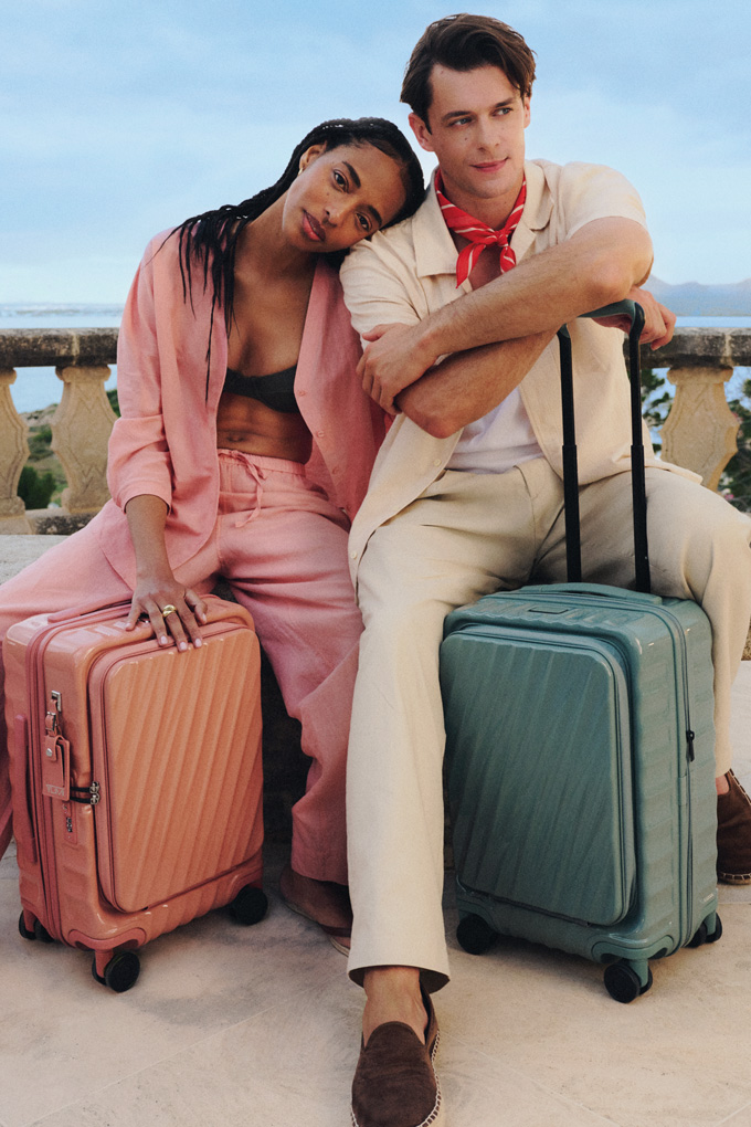 Against the azure blue waters of Koh Samui, Tumi unveils its