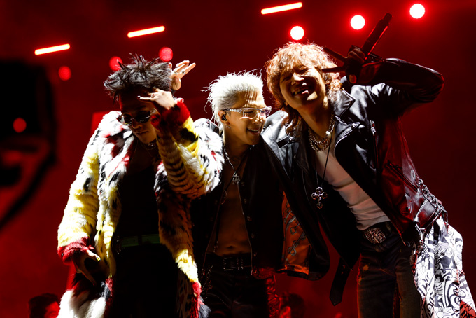 アイドル BIGBANG ROBE BigBang Performs at the Prudential Center - The New York Times