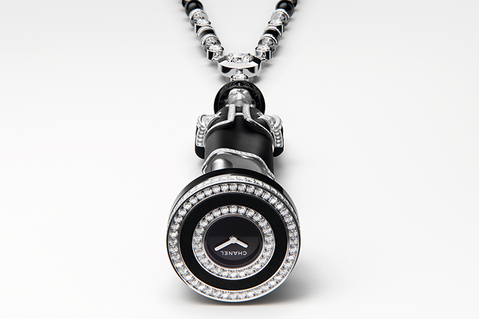 chanel coco game chess set queen watch