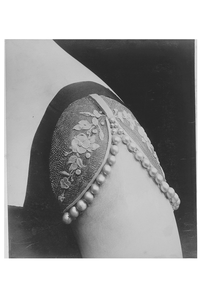 boucheron shoulder jewel archives
