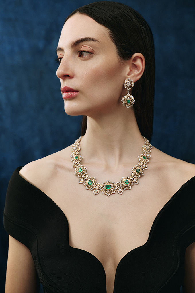 buccellati mosaico emeralds necklace