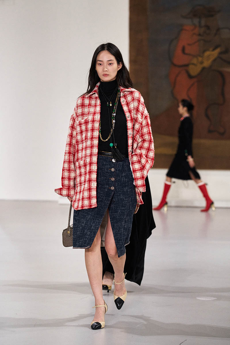 chanel métiers d'art show seoul hyunji shin
