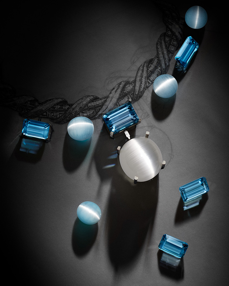 louis vuitton enigma necklace high jewellery gemstones